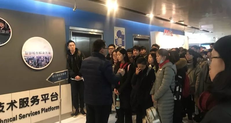 热烈欢迎华北水利水电师生来风云科技参观学习