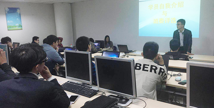 4月10日风云教育java和软件测试预科班开课啦!